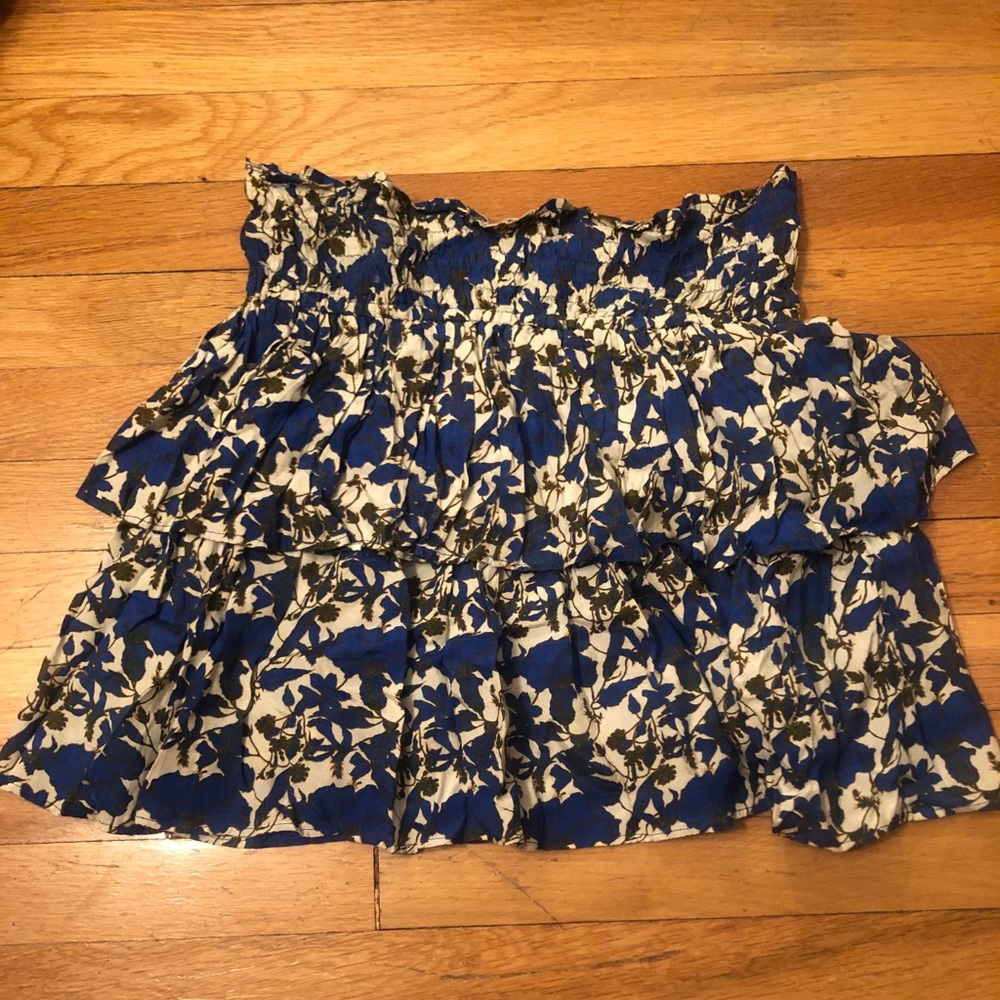 UO DOLLS POINT Floral Skirt 🥀